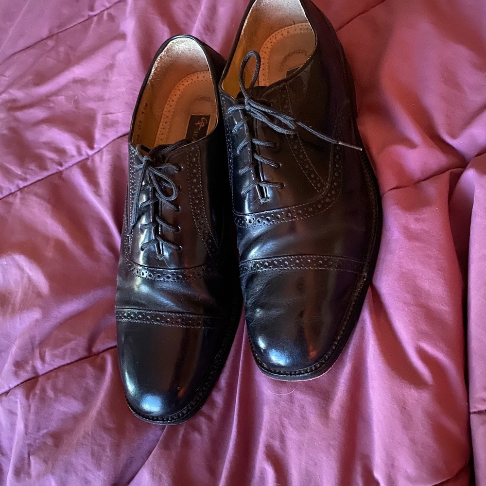 Stacy Adams brown leather cap toe.